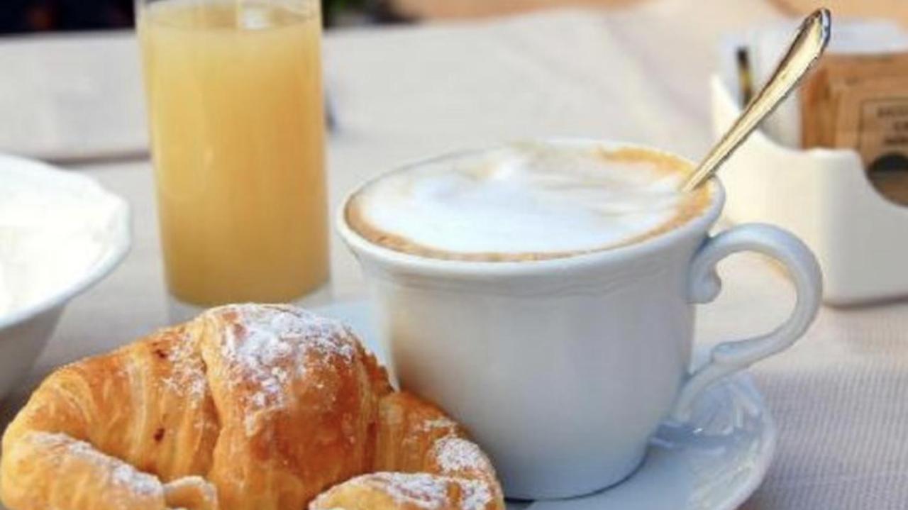 Ca Sotto L'Arco Bed & Breakfast Ostuni Eksteriør bilde