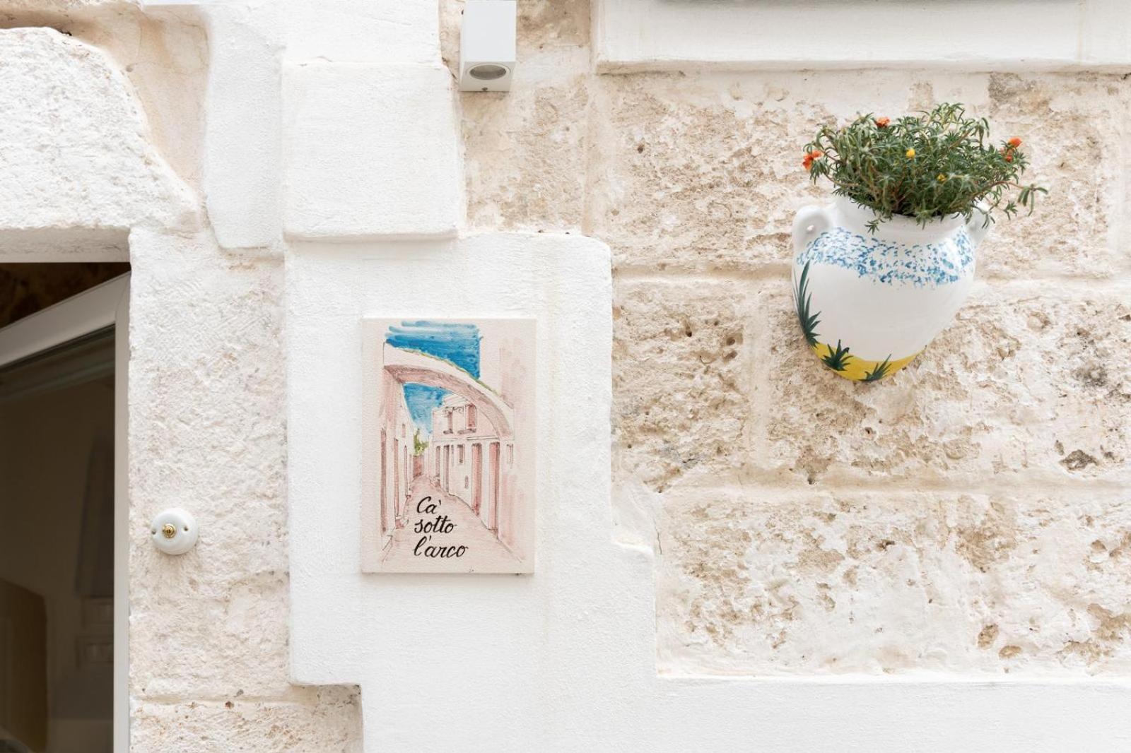 Ca Sotto L'Arco Bed & Breakfast Ostuni Eksteriør bilde