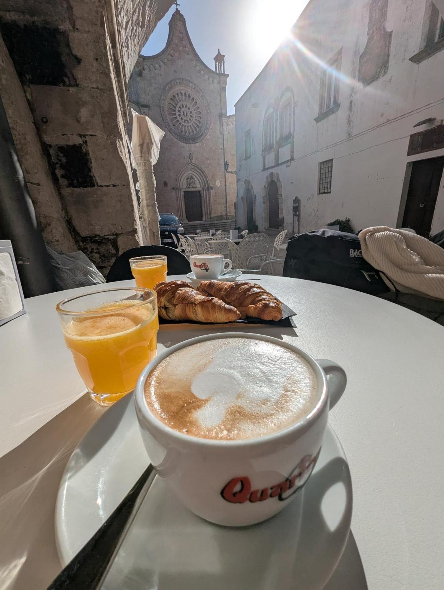 Ca Sotto L'Arco Bed & Breakfast Ostuni Eksteriør bilde